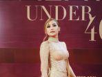 siska-khair-saat-menghadiri-acara-the-alpha-under-40-2.jpg