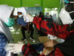 siswa-man-3-palembang-divaksinasi-sinovac_20210909_162321.jpg