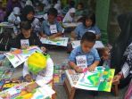 siswa-tk-lomba-menggambar_20180919_160042.jpg