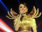 siti-liza-cantik_20150102_112450.jpg