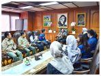 siti-nurbaya-bertemu-tim-peradilan.jpg