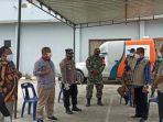 situasi-perbincangan-pihak-satgas-covid-19-kabupaten-toba-dengan-pihak-kantor.jpg