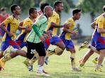 skuat-barito-putera-latihan_20150120_164217.jpg