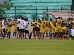skuat-bhayangkara-fc-saat-menjalani-latihan-resmi-jelang-laga-kontra-psis-semarang.jpg