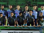 skuat-inti-persiba-balikpapan-di-laga-go-jek-traveloka_20170523_112115.jpg