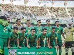 skuat-persebaya-surabaya-menghadapi-persis-solo.jpg