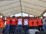 skuat-persija-di-hut-jakmania_20141222_080511.jpg