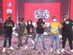 slank-550.jpg