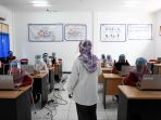 smk-pgri-13-surabaya-gelar-simulasi-belajar-mengajar-new-normal_20200617_185713.jpg