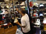 sneakerpeak-di-lippo-mall-kemang_20191201_210736.jpg