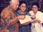 soeharto-siti-hartinah-dan-tutut-soeharto_20180927_201621.jpg