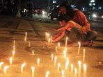 solidaritas-tragedi-bom-sarinah-di-bandung_20160116_173346.jpg