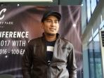 solois-pria-rio-febrian-saat-ditemui-di-hotel-century-park_20161213_212744.jpg