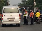 sosialisasi-aturan-ganjil-genap-kembali-diperlakukan_20200806_161312.jpg