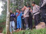 sosok-slamet-tohari-atau-mbah-slamet-dukun-pengganda-uang-dan-pencabut-nyawa-dari-banjarnegara.jpg