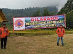 spanduk-dilarang-mendekati-area-kawah-sileri_20170708_051331.jpg