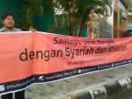 spanduk-pelaksanaan-syariah-dan-khilafah_20170402_170202.jpg