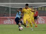 sriwijaya-fc-kalahkan-persewar-waropen-1-0_20191109_225636.jpg