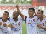sriwijaya-fc-kalahkan-ps-tiga-naga-di-liga-2-indonesia_20211022_001140.jpg