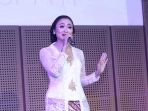 sruti-respati-luncurkan-single-kerjo-kerjo-kerjo_20171117_104345.jpg