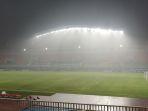 stadion-pakansari-bogor-jawa-barat-berkabut-akibat-diguyur-hujan-deras.jpg