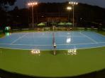 stadion-tenis-gelora-manahan_20160705_180057.jpg