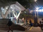 Suasana Stasiun MRT Dukuh Atas yang Dekat dengan Titik Demo, Berjalan Normal Tanpa Kepadatan