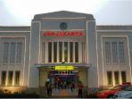 stasiun-tugu-yogyakarta1.jpg