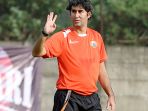 stefano-cugurra-teco-melatih-persija-jelang-laga-sli-2017_20170123_093015.jpg