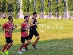 stefano-lilipaly-melakukan-latihan-di-lapangan-banteng.jpg