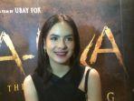 steffi-zamora-ditemui-di-gala-premiere-film-uka-uka.jpg