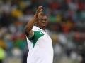stephen-keshi-di-pinggir-aja-gak-ketengah.jpg