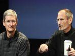 steve-jobs-dan-tim-cook.jpg
