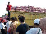 stok-bawang-merah-jelang-hari-raya-idul-fitri.jpg