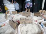 stok-beras-jelang-ramadan-aman_20200417_190647.jpg