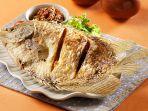 stop-mulai-sekarang-jangan-pernah-goreng-ikan-sampai-kering.jpg