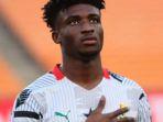 striker-ajax-mohammed-kudus-mengenakan-jersey-ghana.jpg