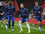 striker-chelsea-asal-jerman-timo-werner-2r-melakukan-pemanasan.jpg