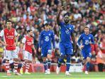 striker-chelsea-belgia-romelu-lukaku-kedua-dari-kanan-merayakan-mencetak-gol-pertama.jpg