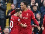 striker-liverpool-asal-portugal-diogo-jota-kiri-merayakan-dengan-virgil-van-dijk.jpg