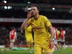striker-liverpool-diogo-jota-melakukan-selebrasi-usai-mencetak-gol-pembuka-lawan-arsenal.jpg