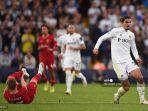 striker-liverpool-inggris-harvey-elliott-kiri-menderita-cedera-kaki.jpg