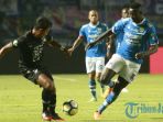 striker-persib-bandung-ezechiel-n-doussel_20180709_042653.jpg