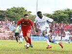 striker-persib-ezechiel-ndouasel_20180313_071025.jpg
