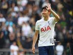striker-tottenham-hotspur-korea-selatan-son-heung-min-memberi-isyarat.jpg