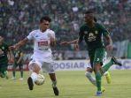 strker-persebaya-amido-balde-kanan.jpg