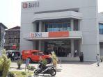 suasana-bank-bni-46-dumai-masih-mencekam-se.jpg