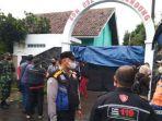 suasana-di-depan-gerbang-sd-032-tilil-sadang-serang-bandung-tempat-seo.jpg