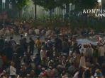 suasana-di-depan-kantor-bawaslu-selasa-2152019-sore-hari.jpg