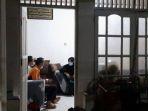 suasana-di-kediaman-terduga-teroris-di-jalak.jpg